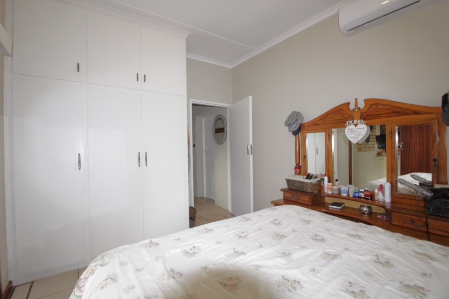 4 Bedroom Property for Sale in Aston Bay Eastern Cape